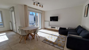 Modern and Comfortable 2-bedroom apartment near the center
